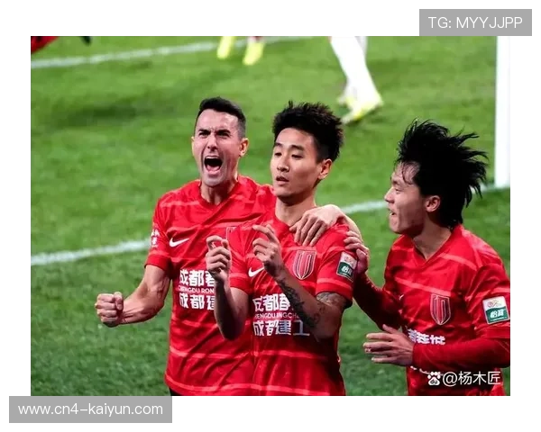 成都蓉城开场44秒丢球，费利佩头球闪电扳平